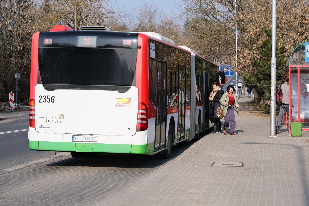 Od maja więcej kursów komunikacji miejskiej w niedziele. Te linie autobusowe i trolejbusowe pojadą częściej