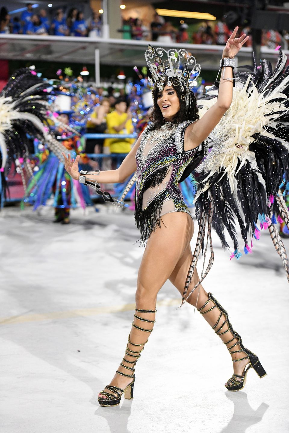 Polki występowały z brazylijską szkołą samby