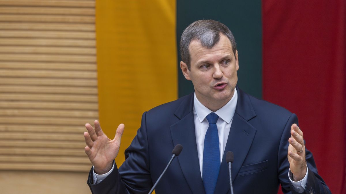 Archiwum zagraniczne East News 2024-11
Lithuania's Social Democratic party member Gintautas Paluckas, nominated as the next Prime Minister, speaks during a Lithuania's parliament session in Vilnius, Lithuania, Thursday, Nov. 21, 2024. (AP Photo/Mindaugas Kulbis)
Mindaugas Kulbis