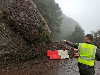 Problem na europejskiej wyspie. Mieszkańcy i turyści boją się o życie