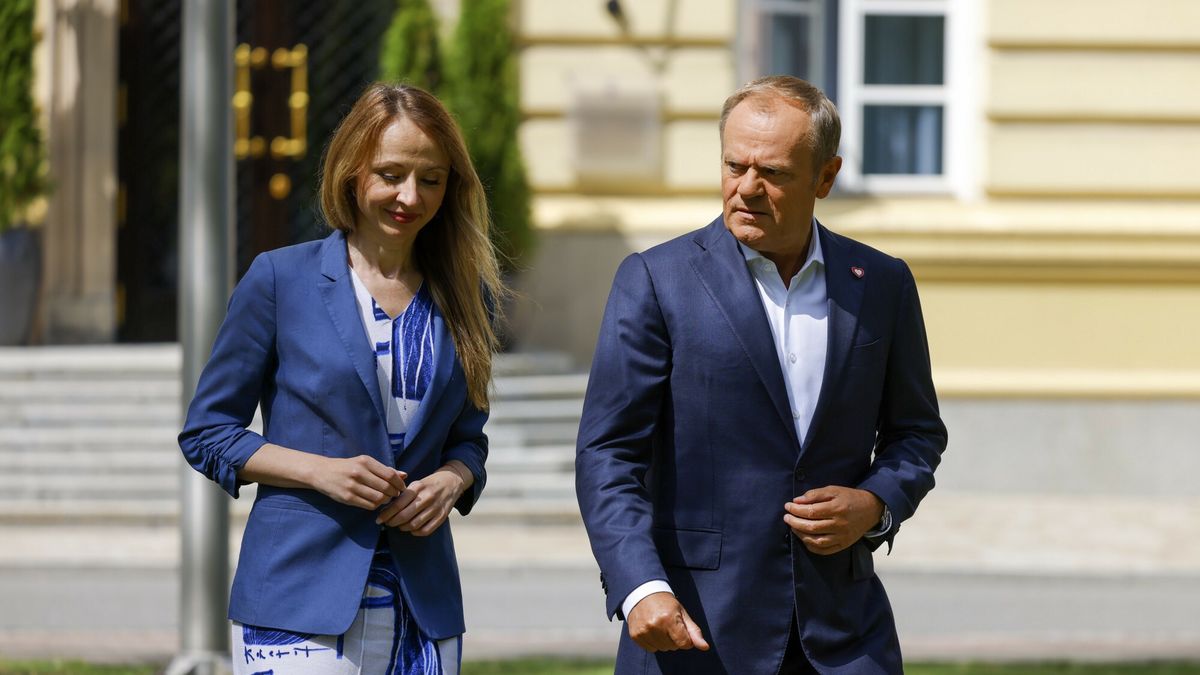 Agnieszka Dziemianowicz-Bąk i Donald Tusk
