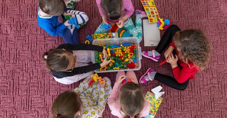 Pijane przedszkolanki opiekowały się dziećmi. Jedna miała prawie 4 promile