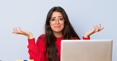 Trygonometria jak koszmar. Facebook dba o zdrowie psychiczne maturzystów