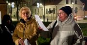 Happening Urodzinowy Władysława Broniewskiego w Płocku. Poezja poety zabrzmiała pod pomnikiem