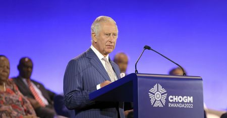 Będą reparacje za niewolnictwo? Do tego może doprowadzić sukcesja Karola
