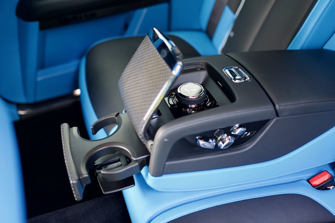 Rolls-Royce Black Badge Ghost