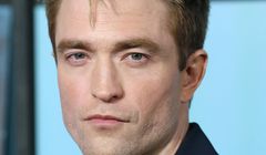 Robert Pattinson nową twarzą marki 1664. Globalna kampania już w 2026 roku