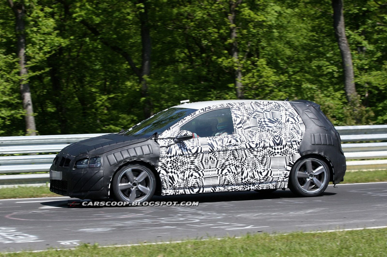 Volkswagen Golf VII GTI