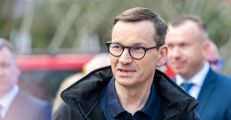 Błąd premiera, źle rozlicza się z opłat za śmieci?