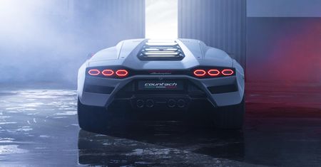Lamborghini Countach LPI 800-4: poznaliśmy hiperhybrydę w stylu retro