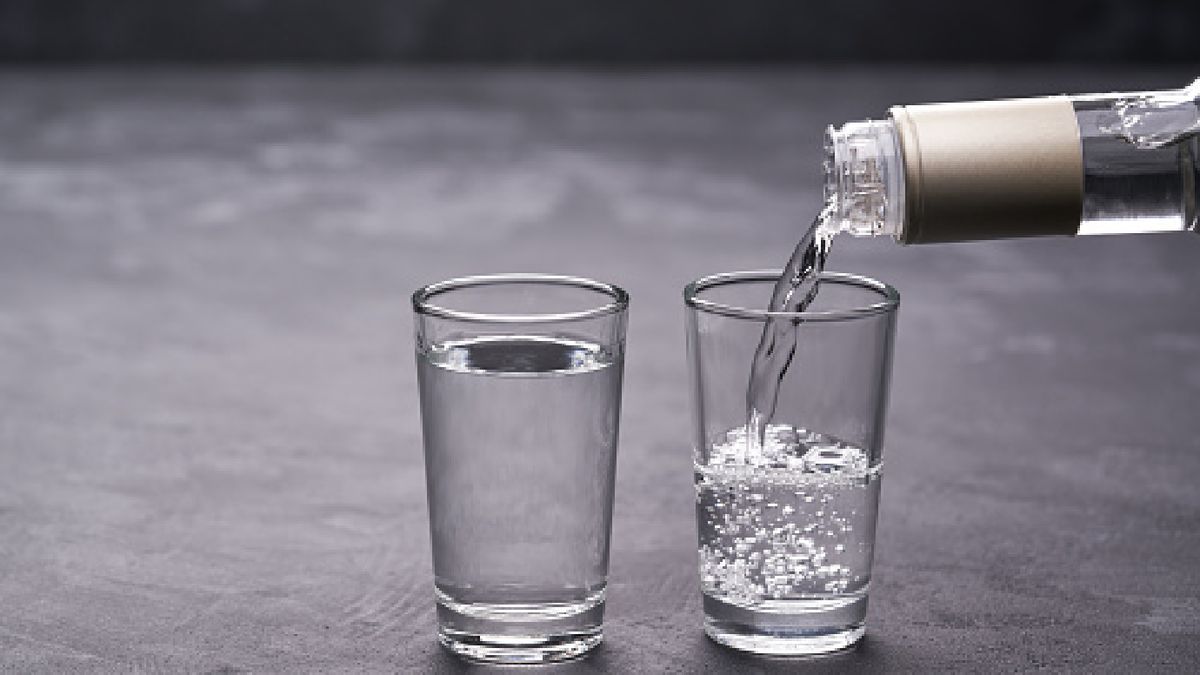 Zmarło ponad 80 osób zatrutych alkoholem.