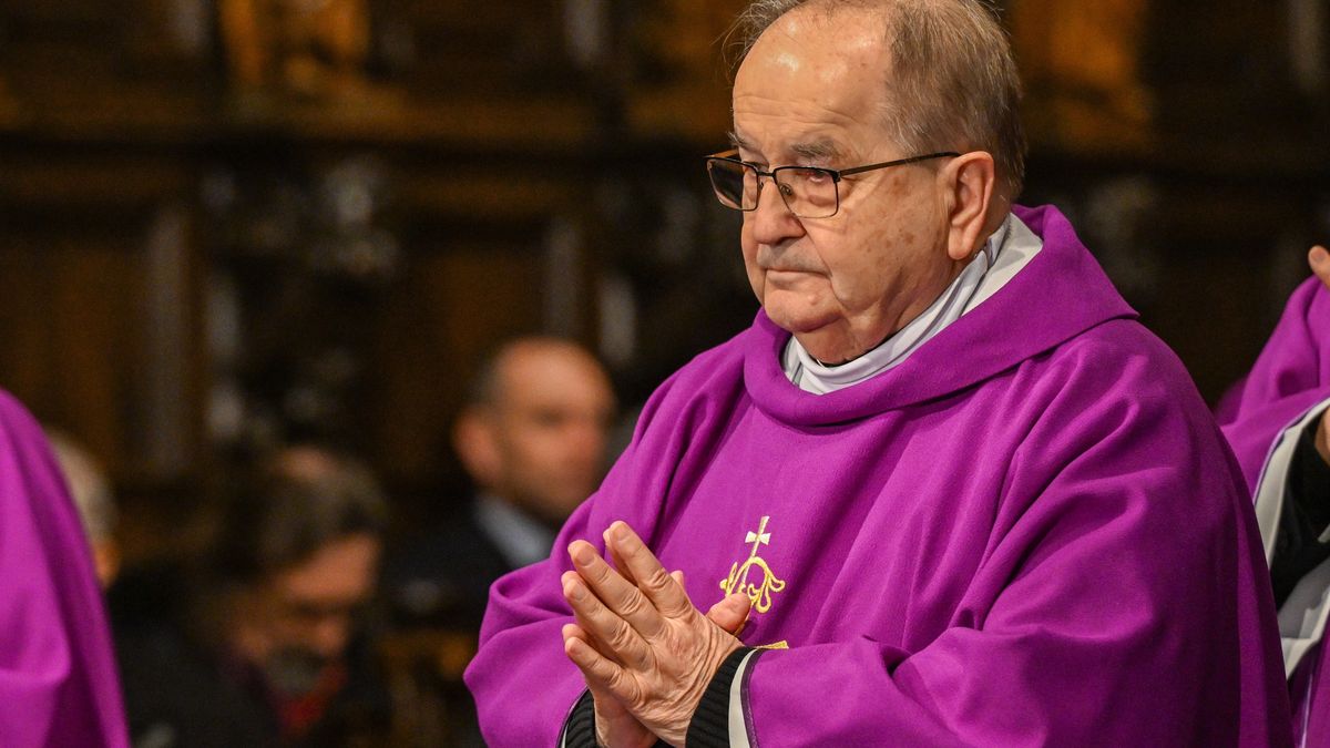 Tadeusz Rydzyk
Radek Pietruszka
15 15., katastrofa smole�ska, katastrofy smole�skiej, msza, obchody, rocznica, wieczorna, intencja, katastrofa, lotnicza, ofiar, ofiary, pami��