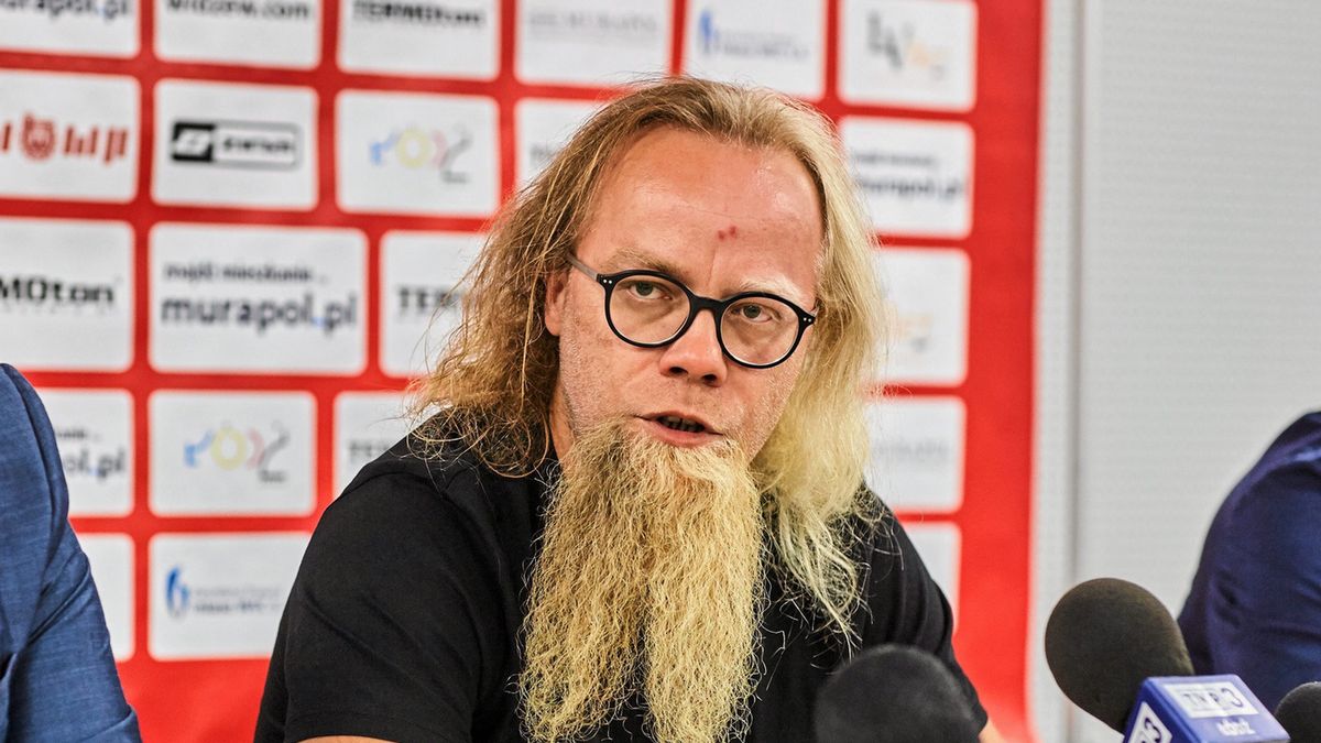 24.07.2017 Lodz . Konferencja prasowa po podpisaniu umowy z nowym wlascicielem Widzewa firma Murapol . Prezes firmy Murapol Michal Sapota .
Fot. Tomasz Stanczak / Agencja Wyborcza.pl
Fot. Tomasz Stanczak / Agencja Wyborcza.pl