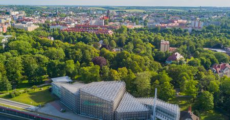 Gliwice. Palmiarnia zamknięta. Pawilon historyczny zyska nową elewację