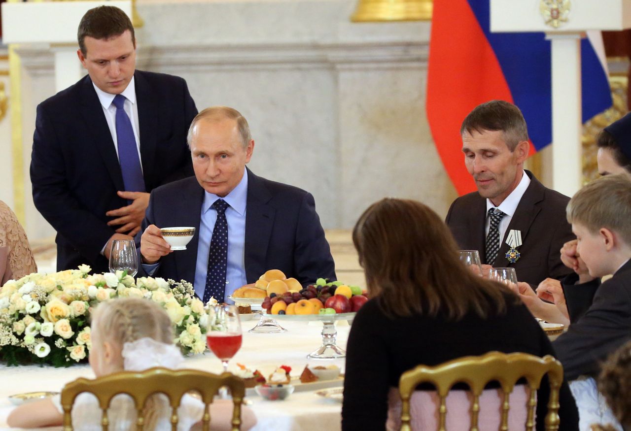 Kreml od kuchni. Putin wywrócił menu i zwyczaje do góry nogami