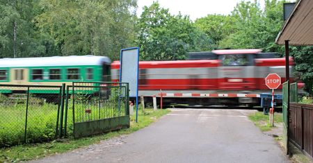 Rząd likwiduje przejazdy kolejowe