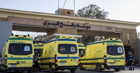 Izrael otwiera przejście w Rafah. Dla 50 osób dziennie
