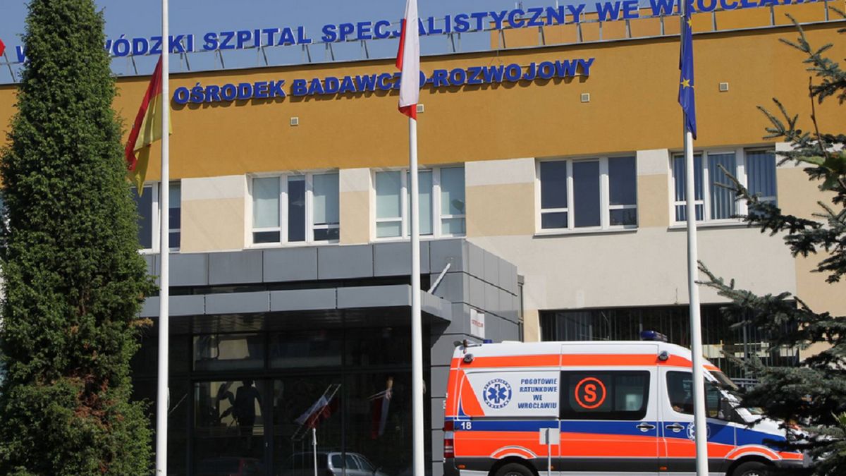 We wrocławskim szpitalu pojawiła się groźna bakteria.