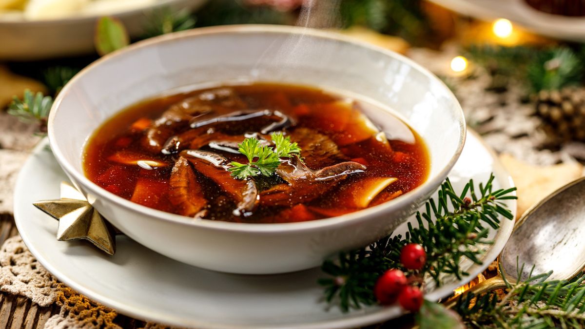Jak zrobić wigilijną zupę grzybową?