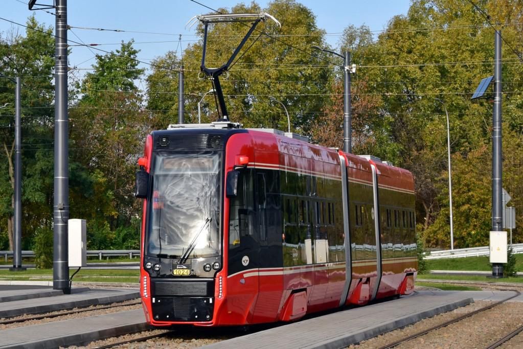 Nowe tramwaje wyjechały na trasę.