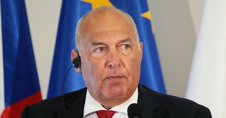 Polski Ład zabierze pieniądze samorządom? Minister finansów stawia sprawę jasno