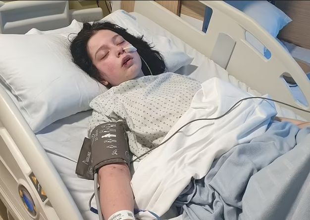 Tata nie odstępuje Chloe na krok, choć większość czasu 15-latka spędza w szpitalu