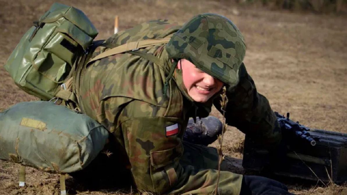 Zdjęcia z ćwiczeń żołnierzy zostały wyretuszowane.