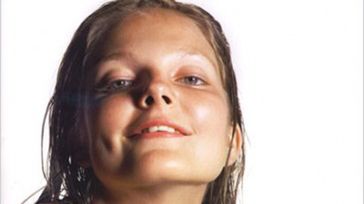 Jak dużo daje makijaż w fotografii: przykład ekstremalny 1