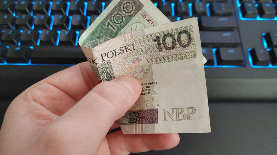 100 zł