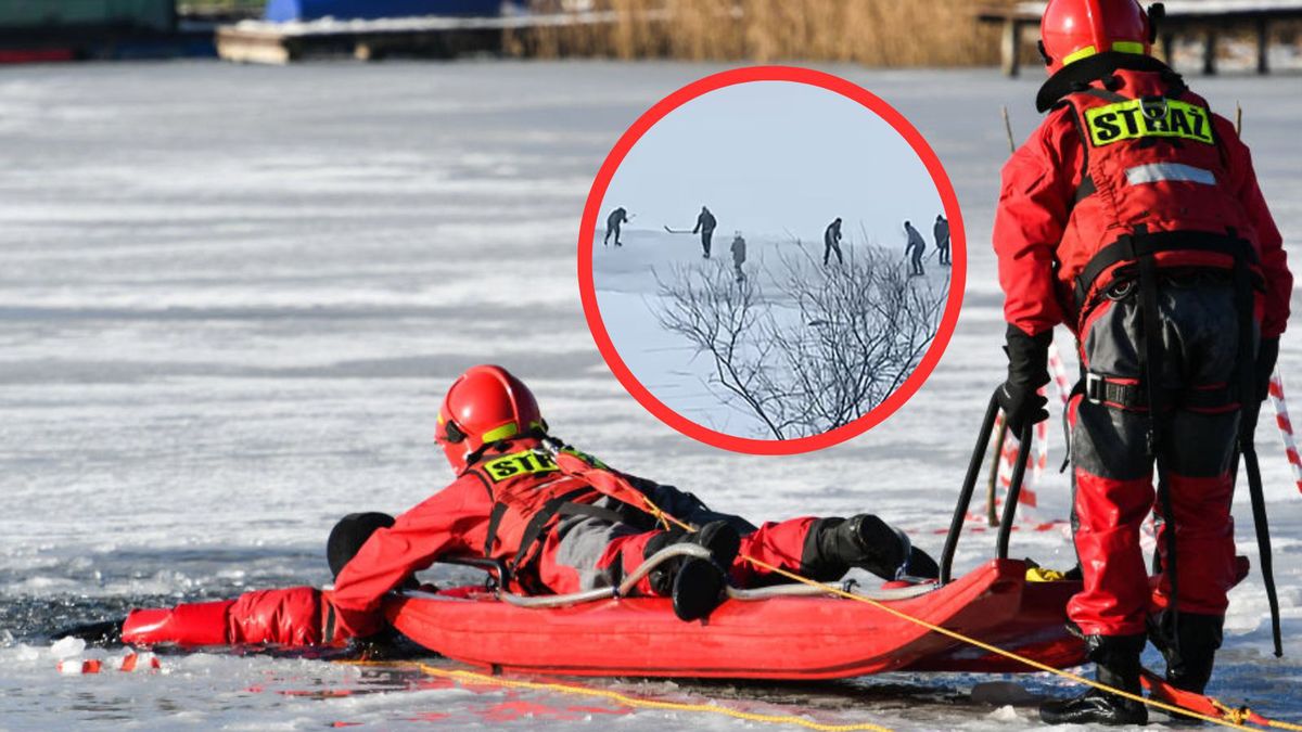 Ludzie grali w hokeja na zamarzniętym stawie