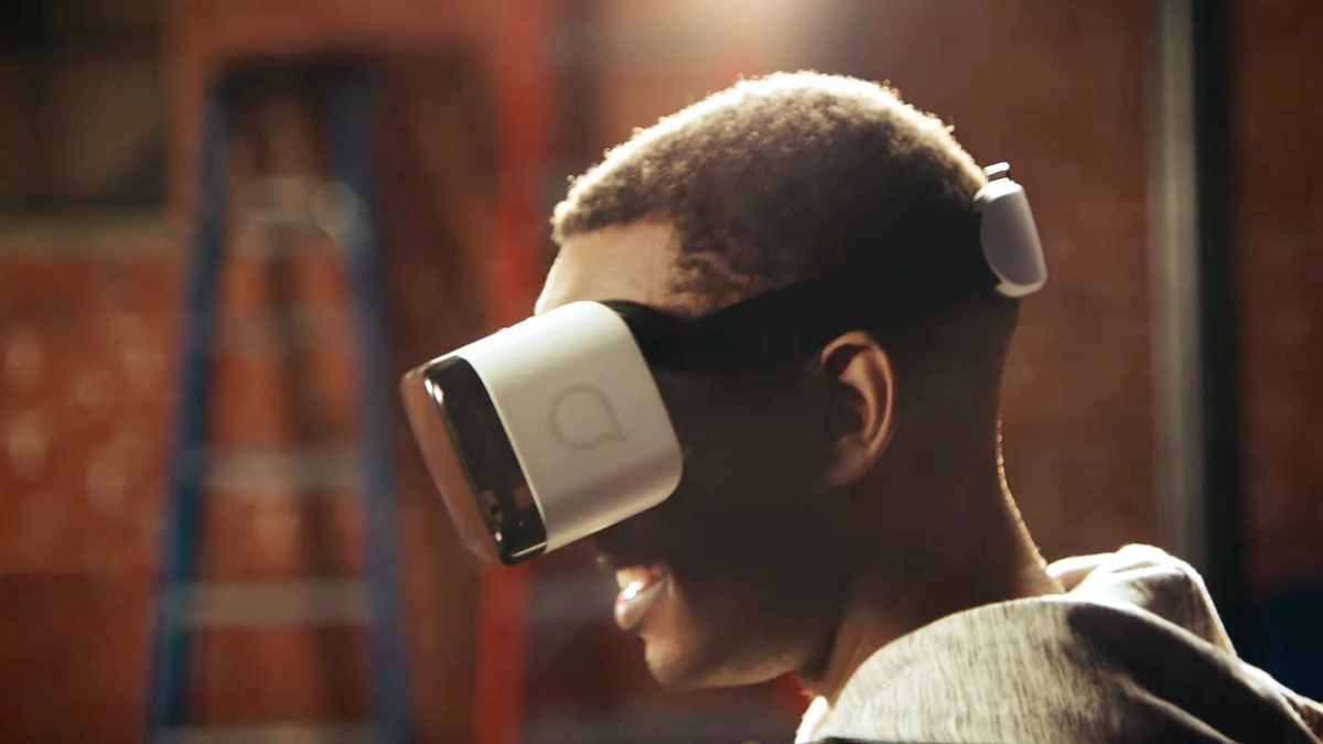 Alcatel Idol 4S z Windowsem 10 oficjalnie. Gogle VR w zestawie 1