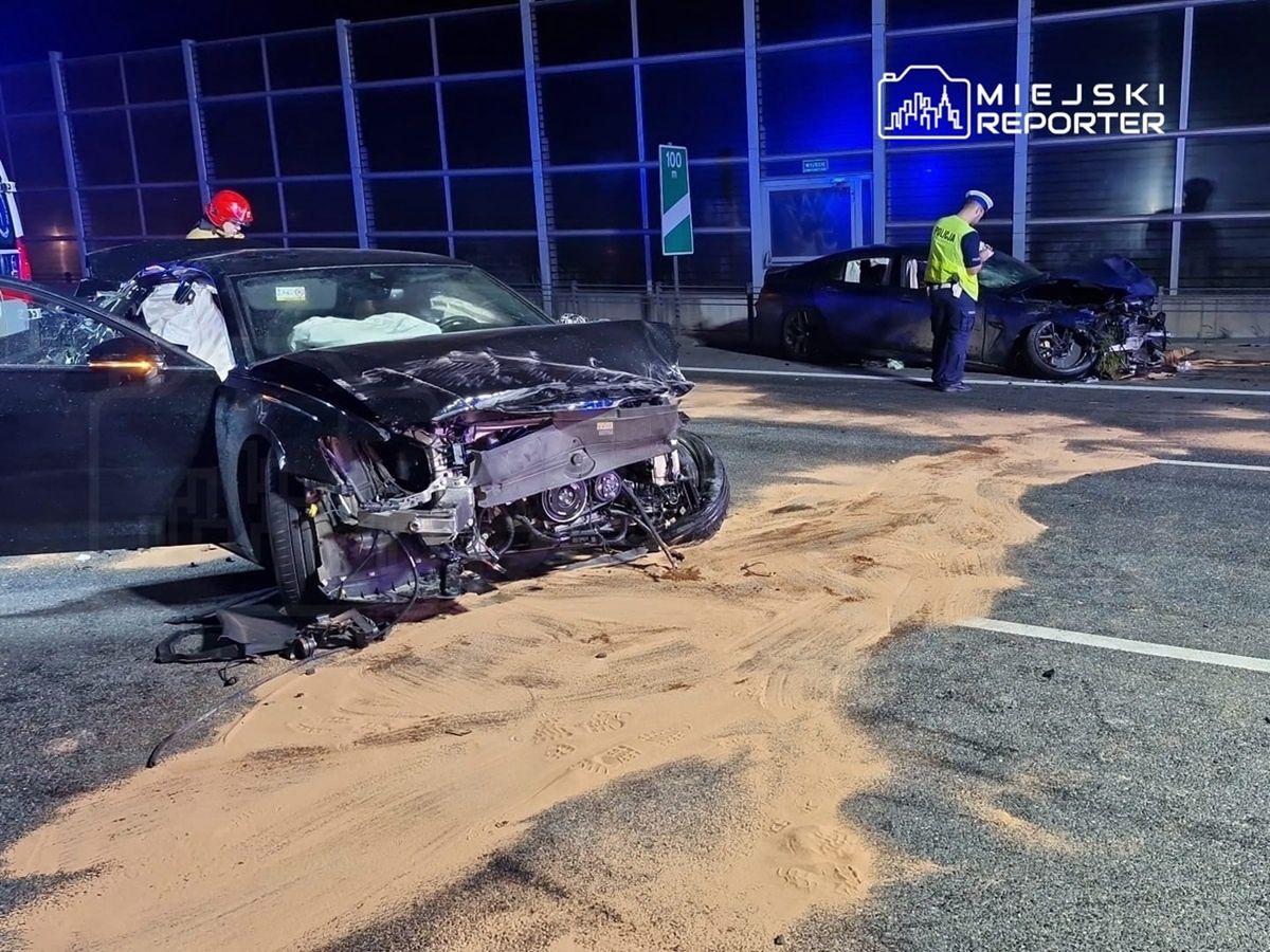 Poważny wypadek na S2. Zawrotna prędkość kierowcy