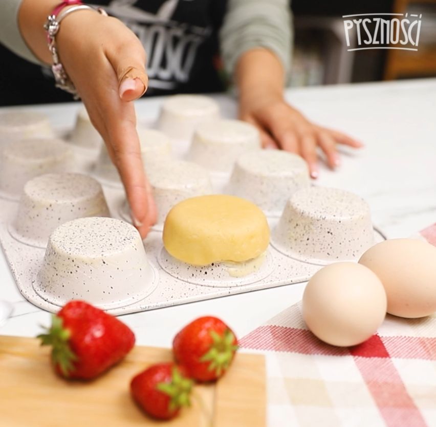 A muffin pan will help make small tarts.