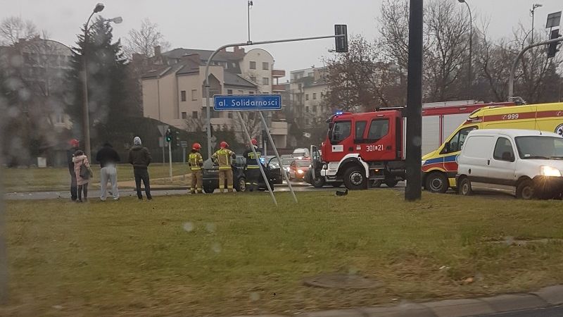 Wypadek na skrzyżowaniu al. Solidarności i ul. Prusa w Lublinie