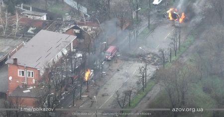 Zacięta obrona Ukraińców w Mariupolu. Rosjanie w pułapce pułku Azow