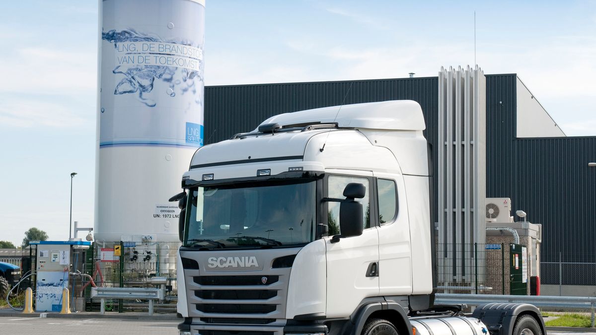 Scania jest jednym z czołowych producentów ciężarówek na LNG. Firmy korzystający z takich pojazdów martwić się nie muszą.