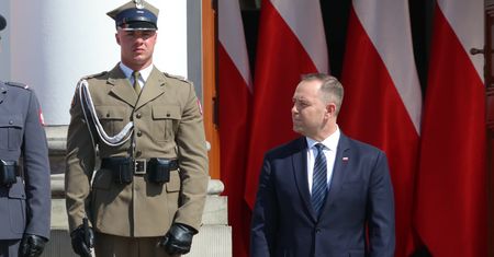 "Dziękuję za pokój". Nawrocki wręczył nominacje generalskie