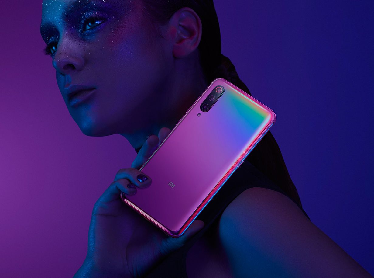 Xiaomi Mi 9 oficjalnie. Odświeżone wzornictwo, potrójny aparat 48 Mpix i układ Snapdragon 855 12
