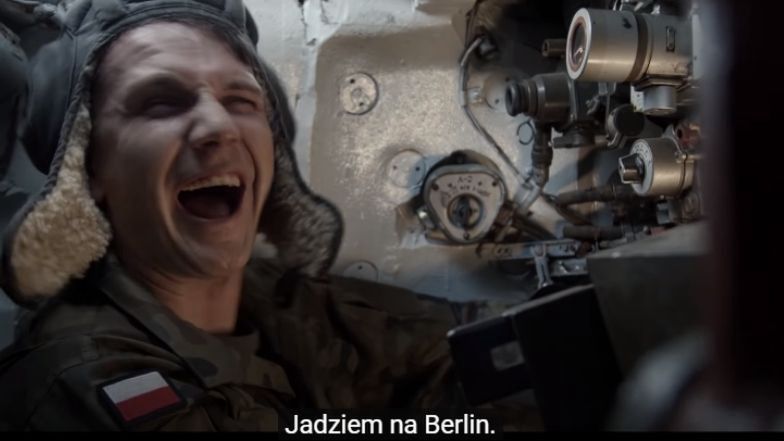 Kadr ze zwiastuna filmu "Polityka" Patryka Vegi