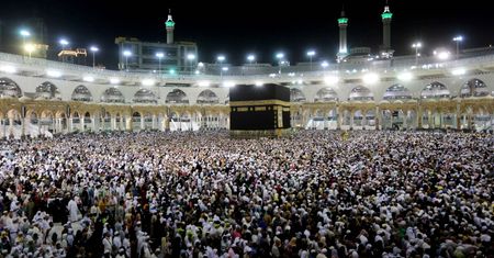 Koronawirus na świecie. Zamknięto najświętsze miejsce islamu