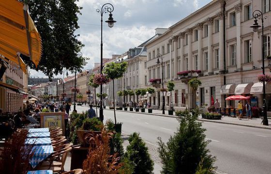 Hongkong z najdroższą ulicą handlową świata. W Polsce warszawski Nowy Świat przed Floriańską w Krakowie