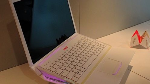 CES 2009: Asus AIRO z ruchomą klawiaturą 1