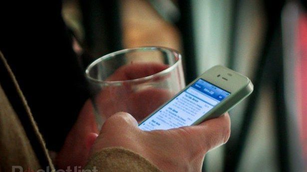 Zagadka białego iPhone'a 4 rozwiązana? 1