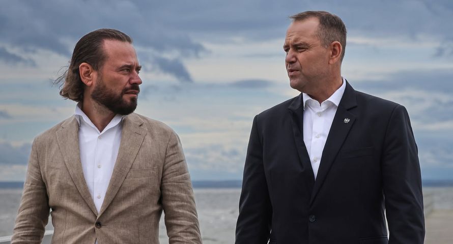 Stanowski krytykowany za rozmowę z Nawrockim. "Czytam, jaki to wstyd zrobić wywiad z prezydentem"