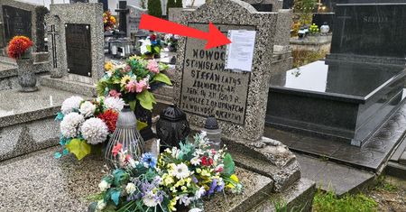 Kartki na grobach w Sosnowcu. Nie oszczędzili nawet żołnierzy AK