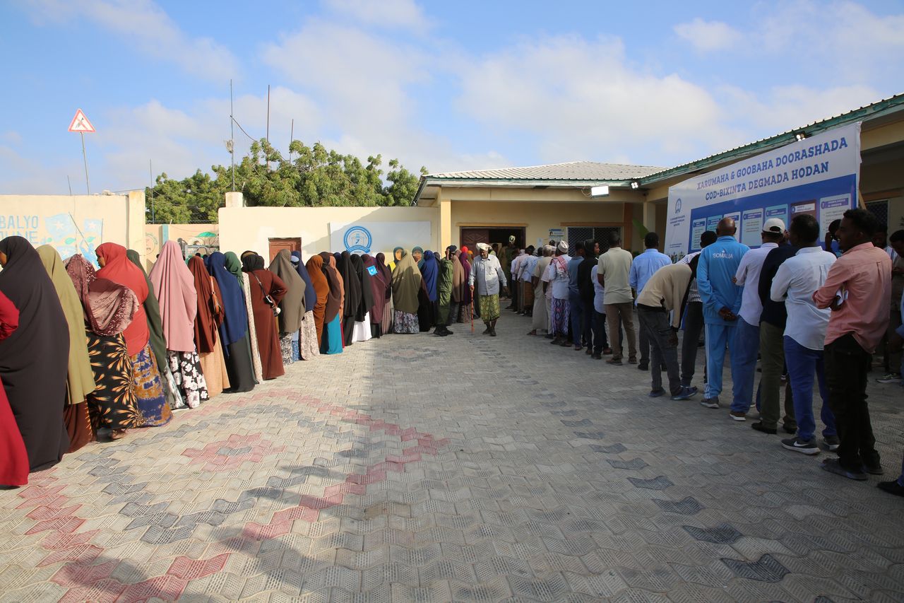 Pierwsze wybory od 1969 roku. Wyjątkowa chwila w Somalii