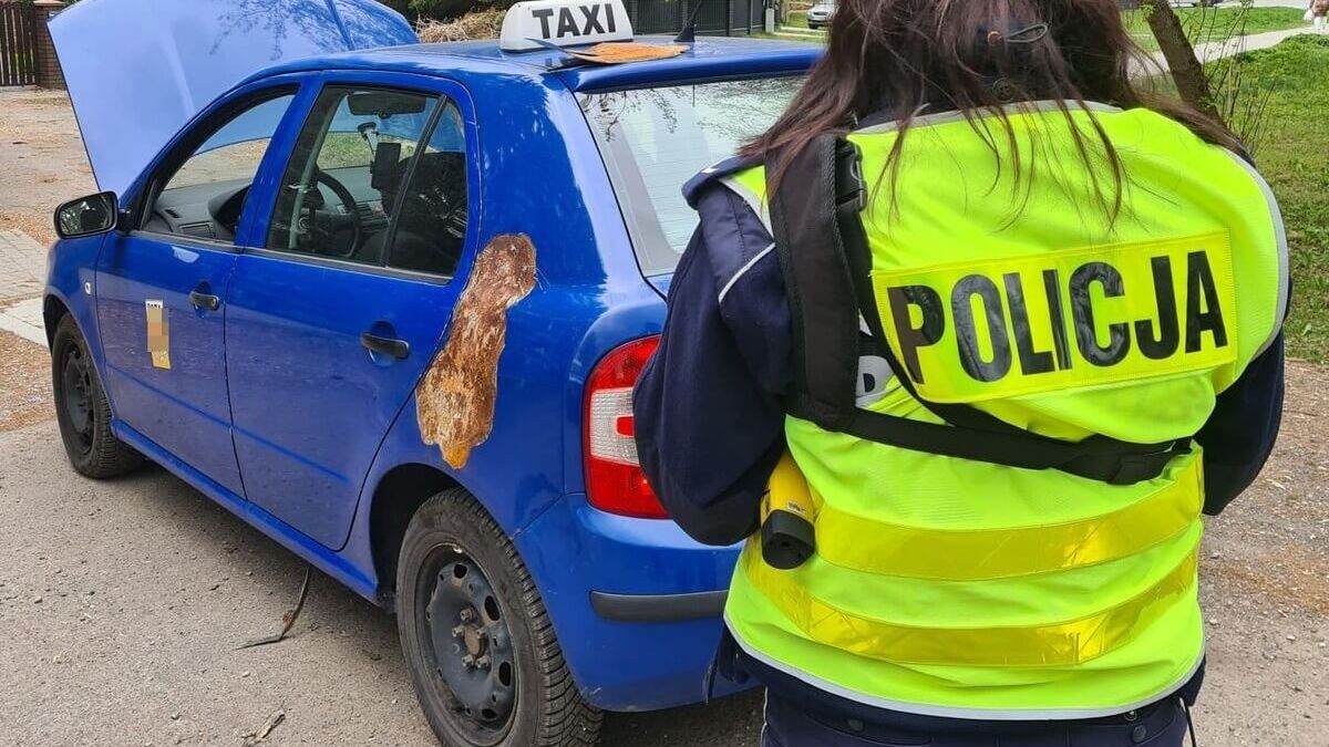 Kompletnie skorodowaną skodą woził pasażerów po Lublinie