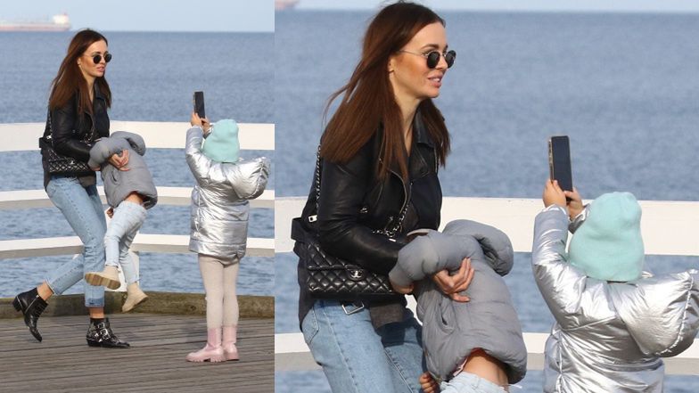 Anna Wendzikowska z córkami nad morzem