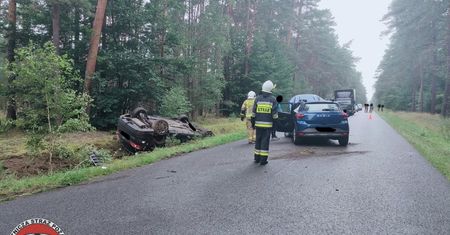 Cztery osoby poszkodowane po wypadku między Radawnicą a Lędyczkiem