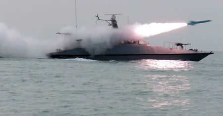Działo się w nocy. Iran się odgraża: Otworzymy ogień do każdego statku